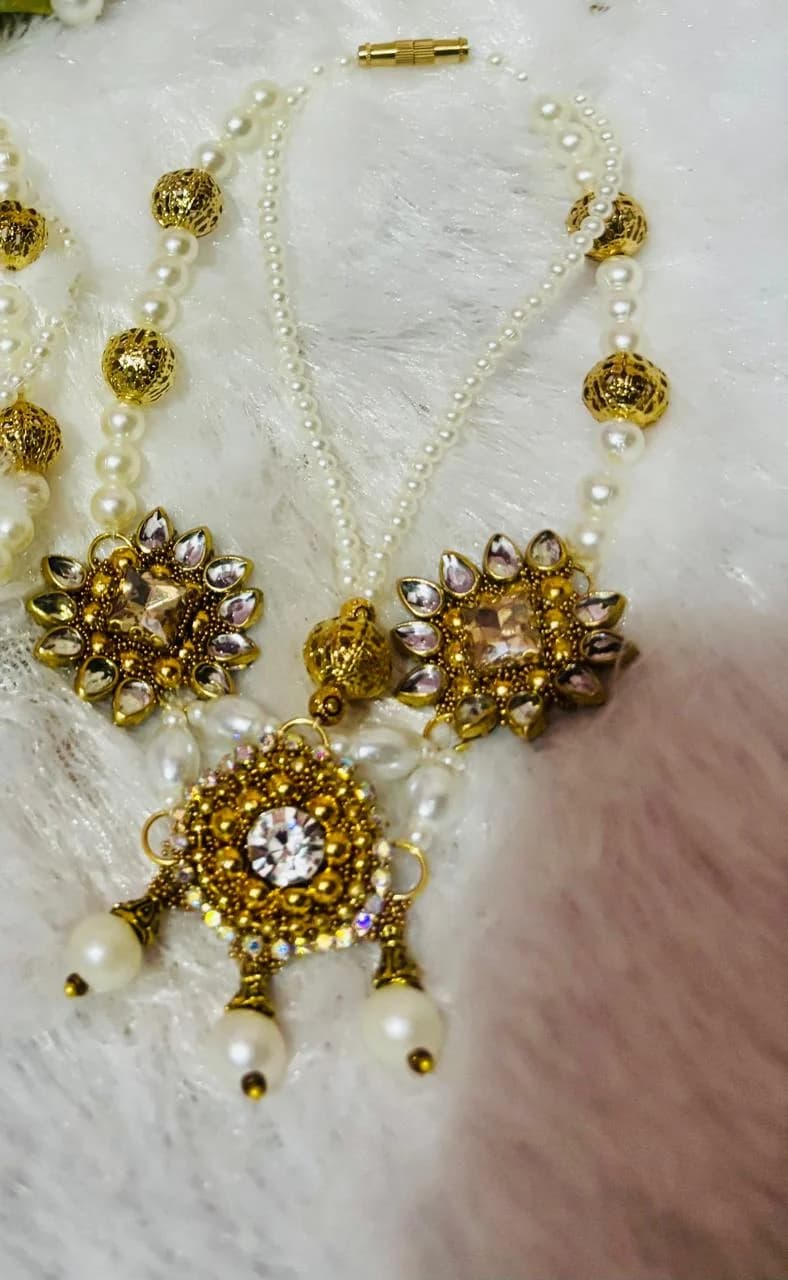 Braj Shringaar detail
